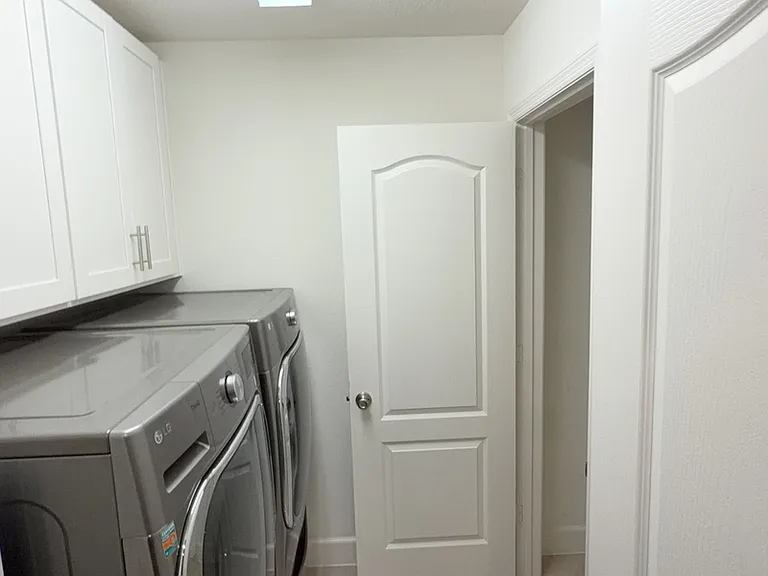 3230 Sanctuary Dr — Photo 6