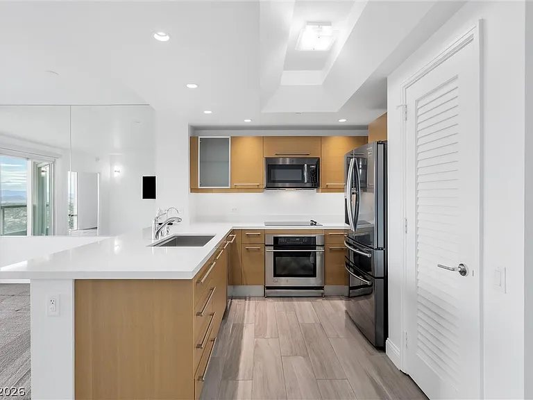 322 Karen Ave #3004 — Photo 10