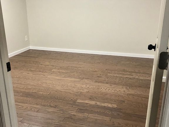 4th image of 2181 Myrtlewood Dr #1