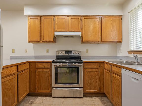 5th image of 1220 Avenue A APT 3