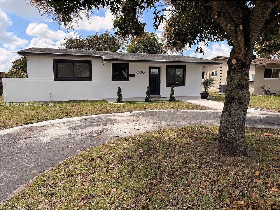 1st image of 7600 Venetian St