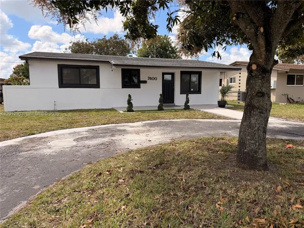 7600 Venetian St, Hollywood, FL 33023