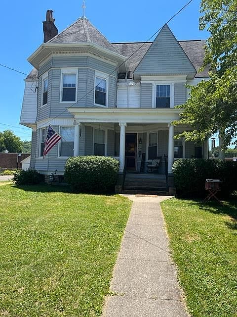 1st image of 604 East St
