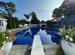 832 Church St, Bohemia, NY 11716