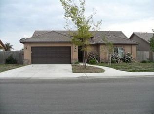 1801 W Castle Ave, Porterville, CA 93257