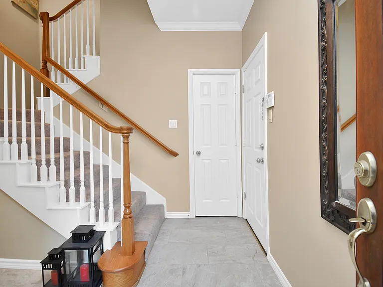 1019 Marconi St — Photo 42