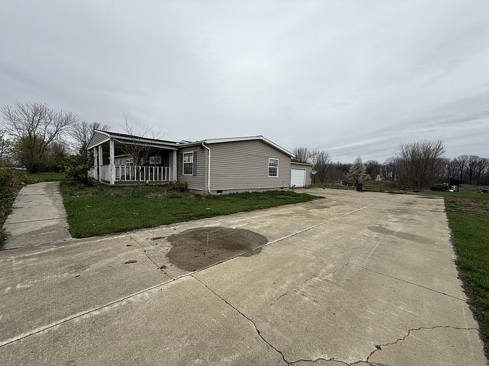 2nd image of 12240 Bell Rd