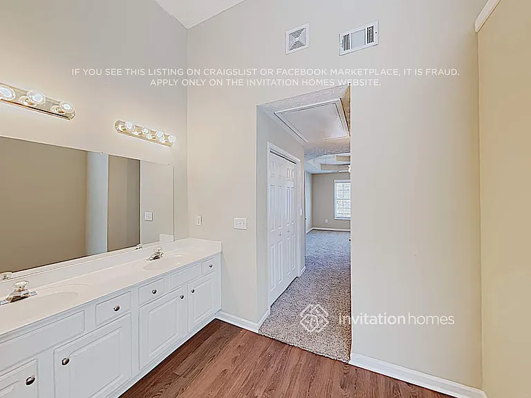 4921 Heritage Crossing Dr SW — Photo 16