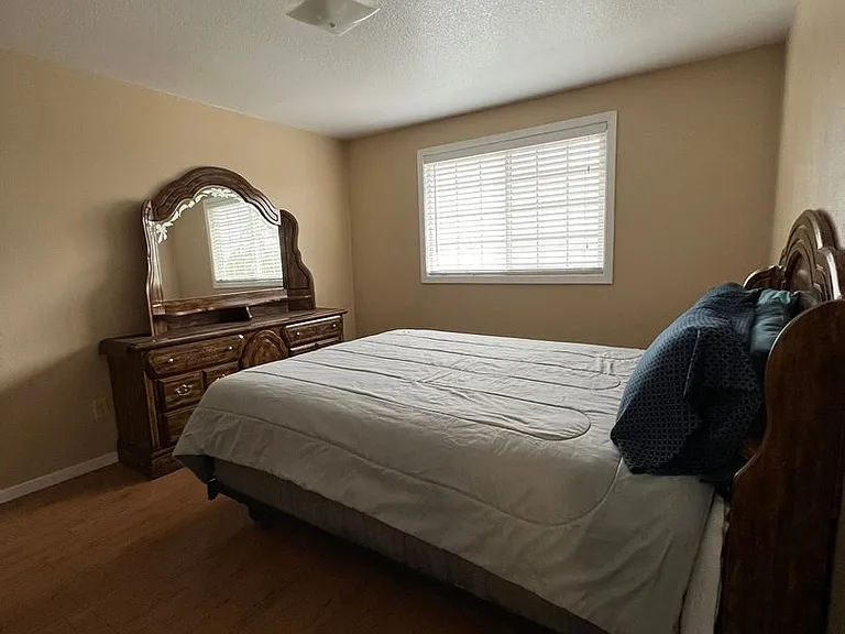 2121 N Eldorado Ave #4 — Photo 5