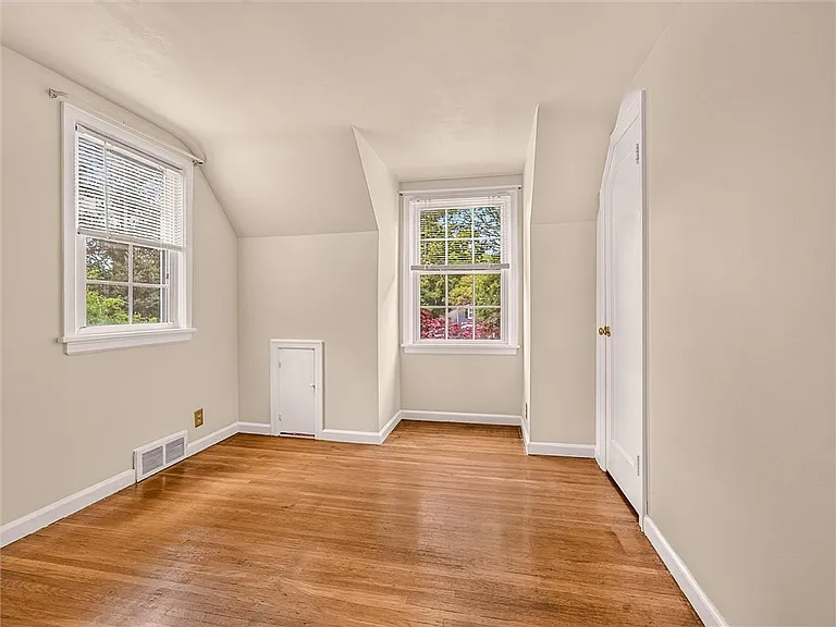 82 Clovercrest Dr — Photo 21