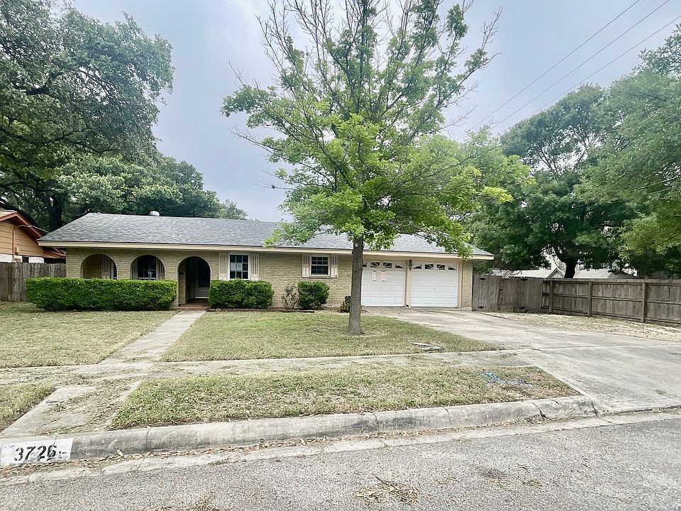 1st image of 3726 Pinebluff Dr.