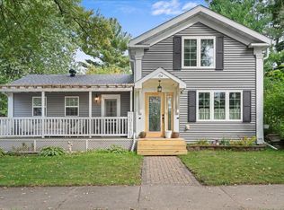 714 8th St, Hudson, WI 54016