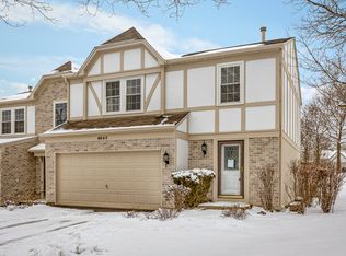4660 Burnham Dr, Hoffman Estates, IL 60192