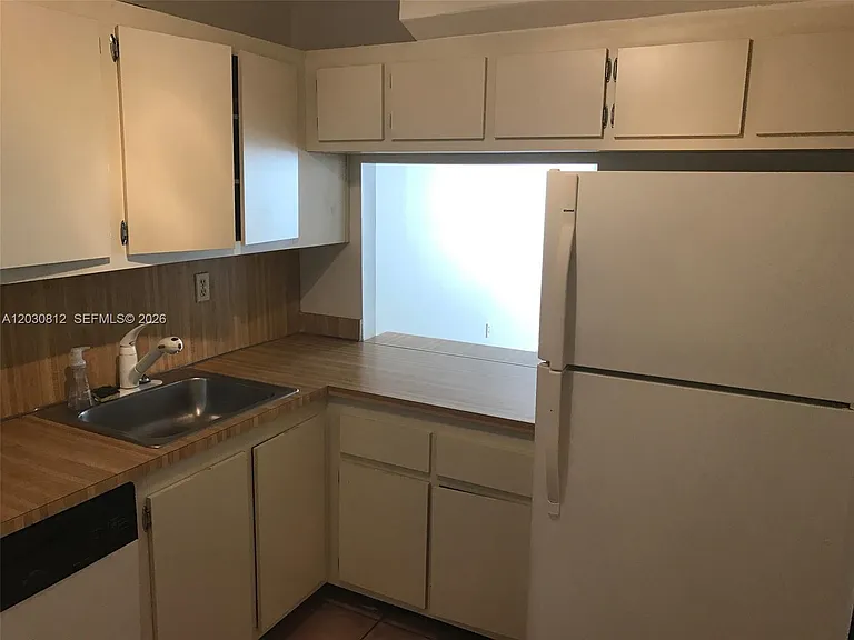 1665 Bay Rd #416 — Photo 8