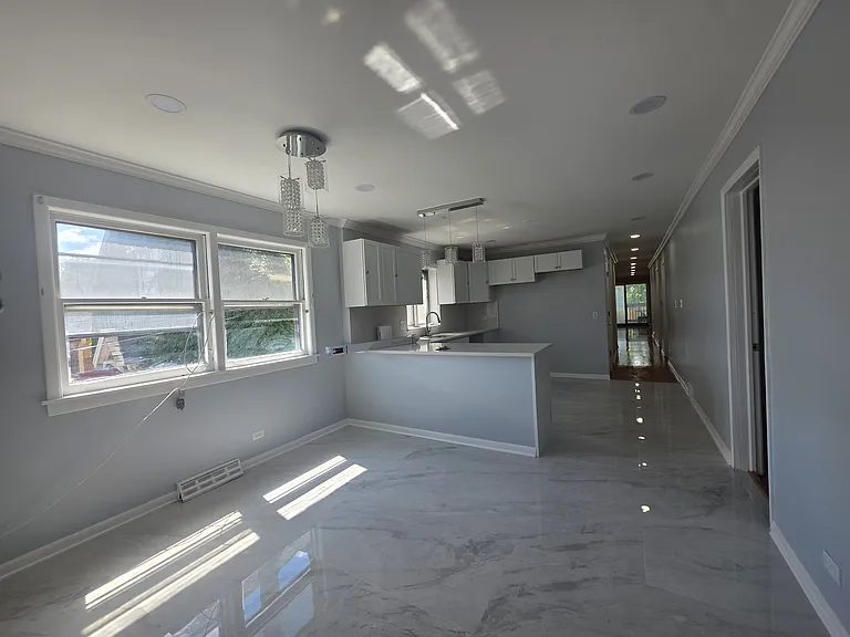 2623 W Arthur Ave #1 — Photo 10