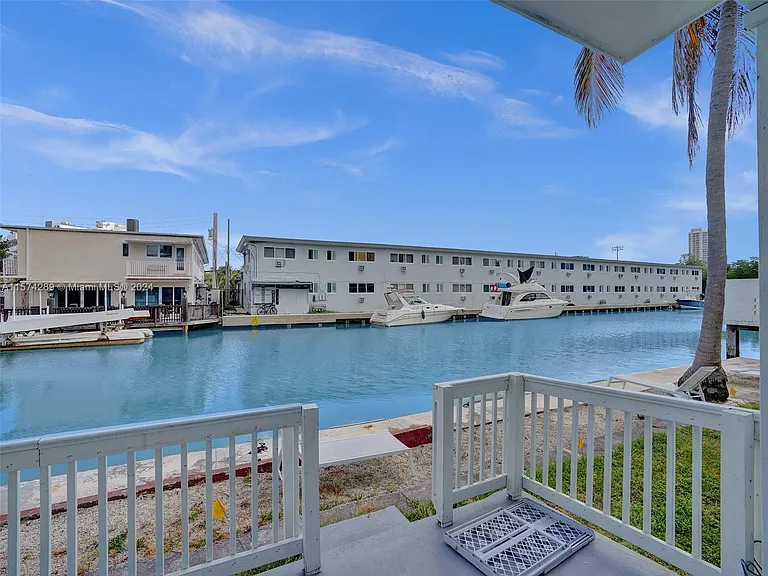 7143 Bonita Dr #1-4 — Photo 11