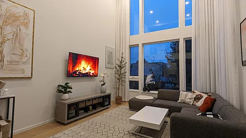 2616 E Yesler Way Photo 1