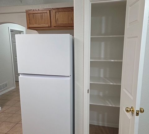 3rd image of 1361 Wapati Dr #2