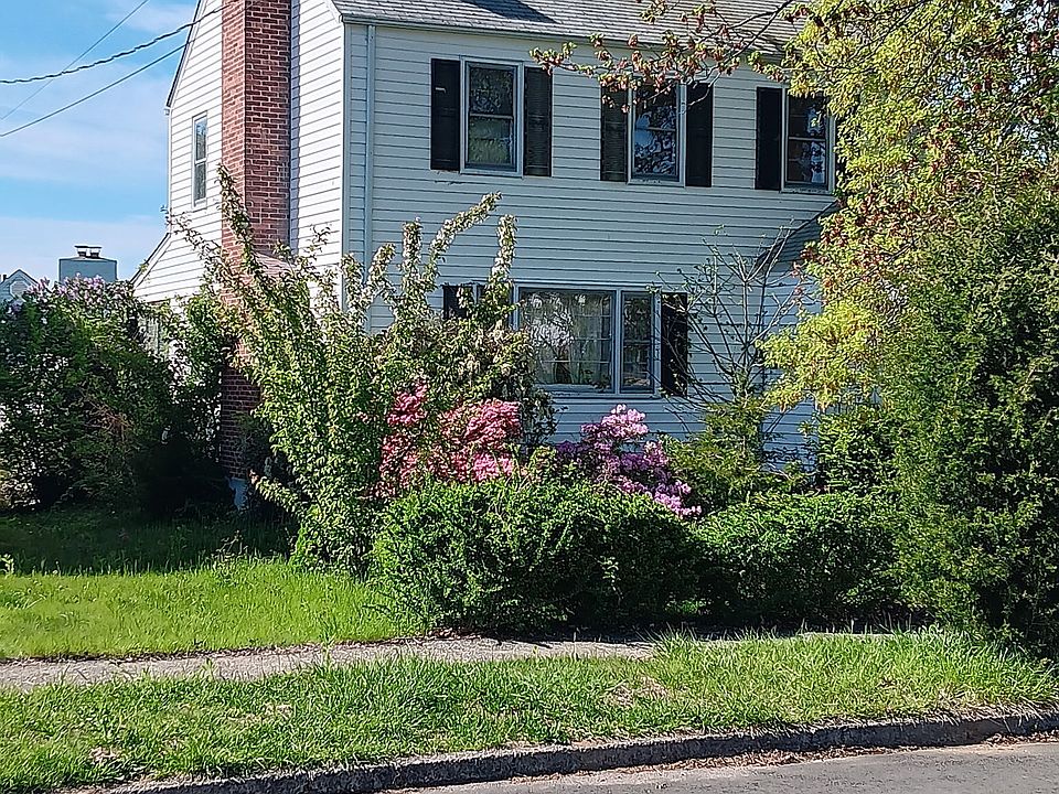 2nd image of 866 Merritt Street
