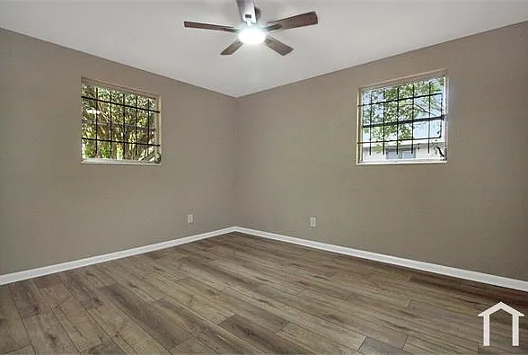 3824 Springrove St — Photo 13
