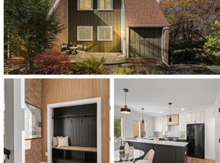 11152 Forest Edge Dr, Reston, VA 20190