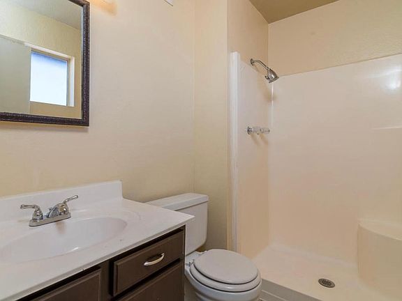 2nd image of 10606 N 45th Dr