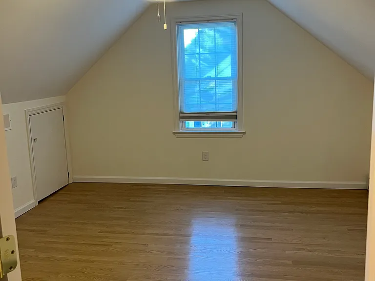 8 Robinview Ter — Photo 14