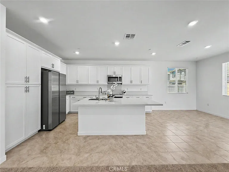 1366 Thunderbolt Ln — Photo 3