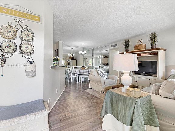 4th image of 7527 S Oriole Blvd APT 104