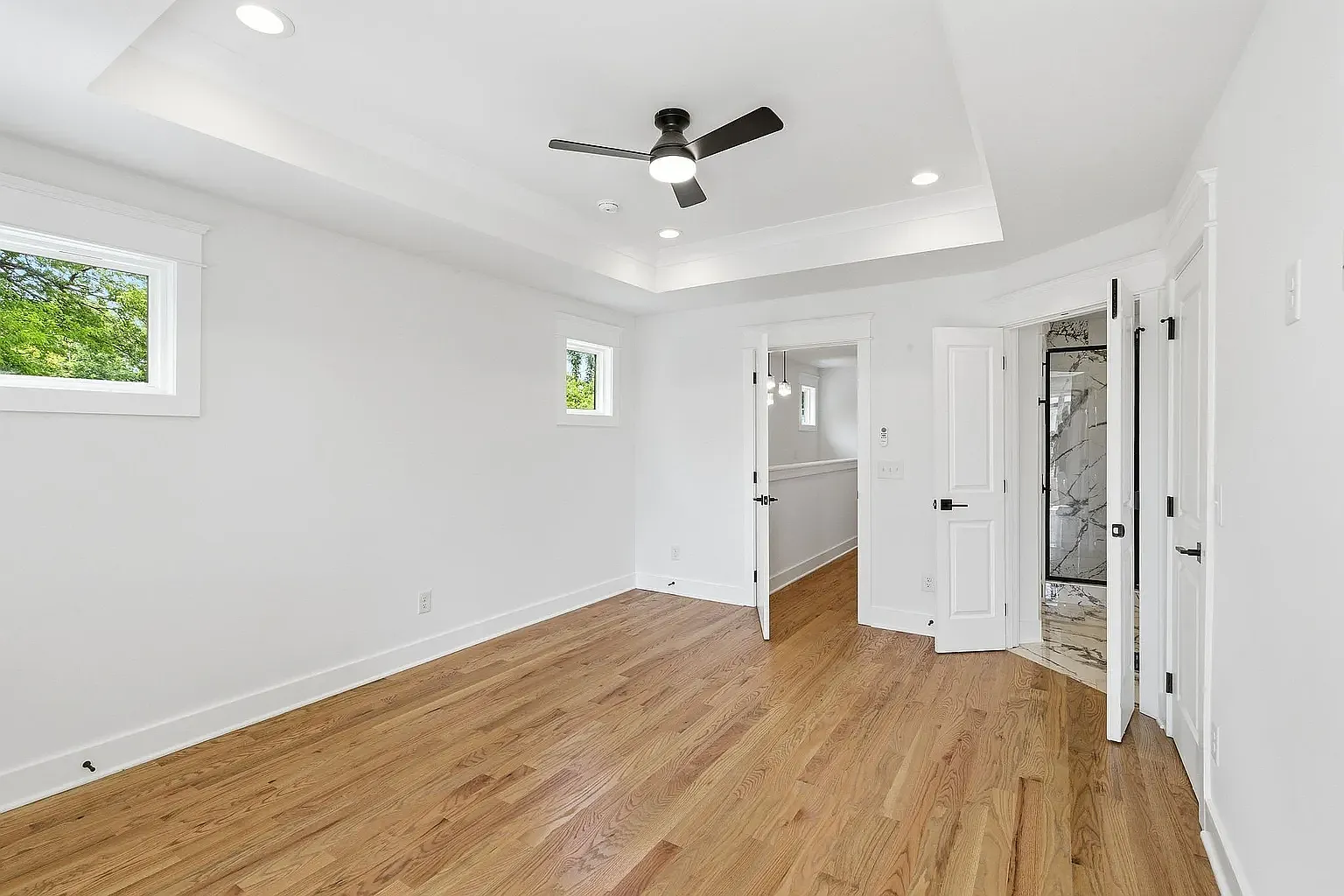 3 bed, 1900 sqft, $3,200 — Photo 1