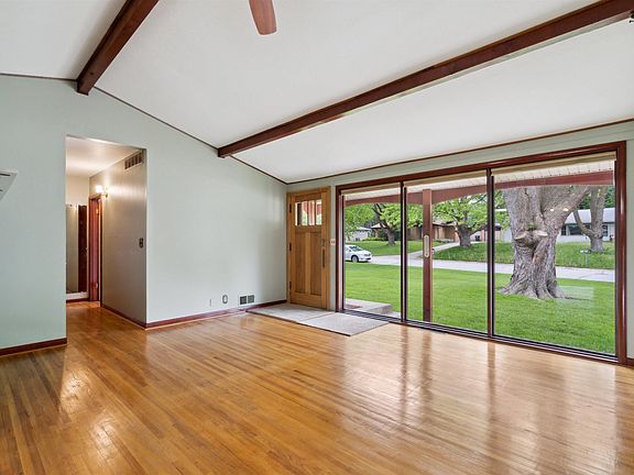 3rd image of 4116 Veralta Dr