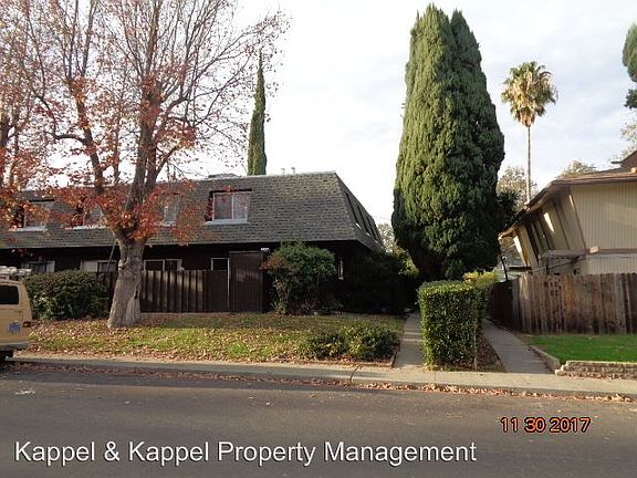 2nd image of 920 El Camino Ave APT A