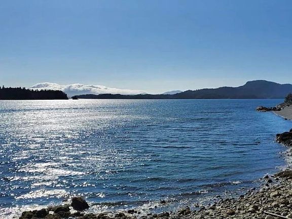 2nd image of 2827 Halibut Point Rd