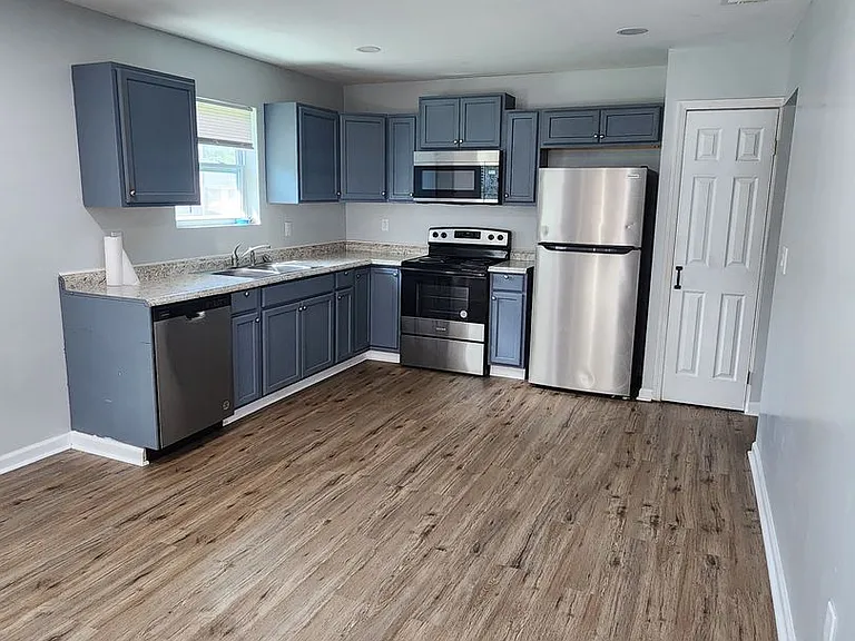 728 Bacon Rd — Photo 4