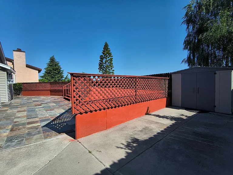 1973 Redwood Rd — Photo 54