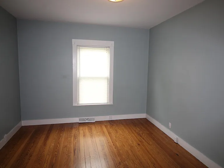 960 Dayton St SW #1 — Photo 6
