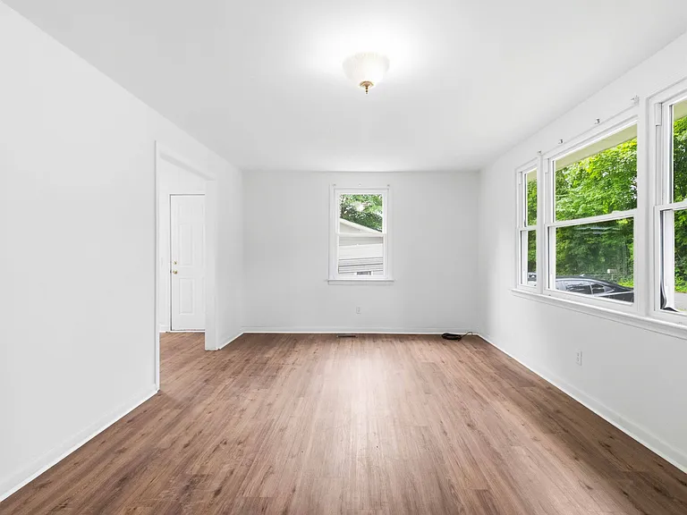 3 Pine Ln — Photo 7
