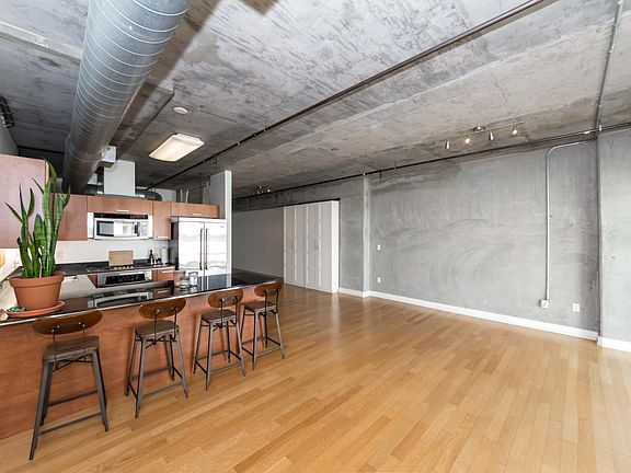 5th image of 645 W 9th St APT 404