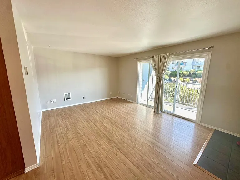 22981 Marine View Dr S #D219 — Photo 7
