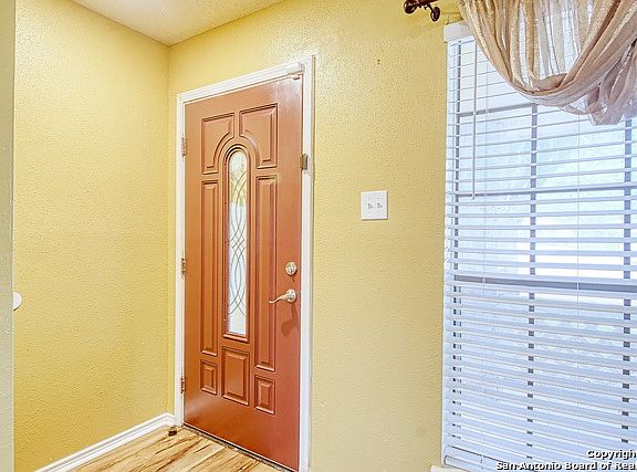 5th image of 15005 BAYCLIFF