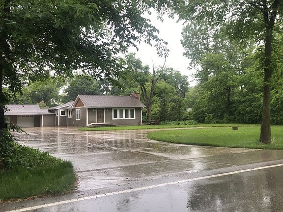 3rd image of 504 Bellaire Ave
