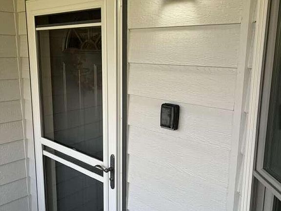 5th image of 2140 E Village Loop