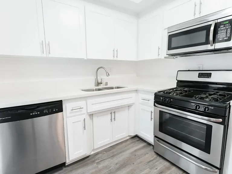 312 S. Willaman Drive — Photo 1