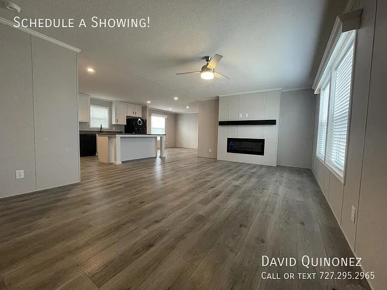 701 W Mill St #195 — Photo 3