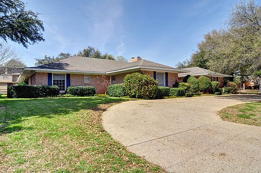 1st image of 3102 Overton Park Dr W