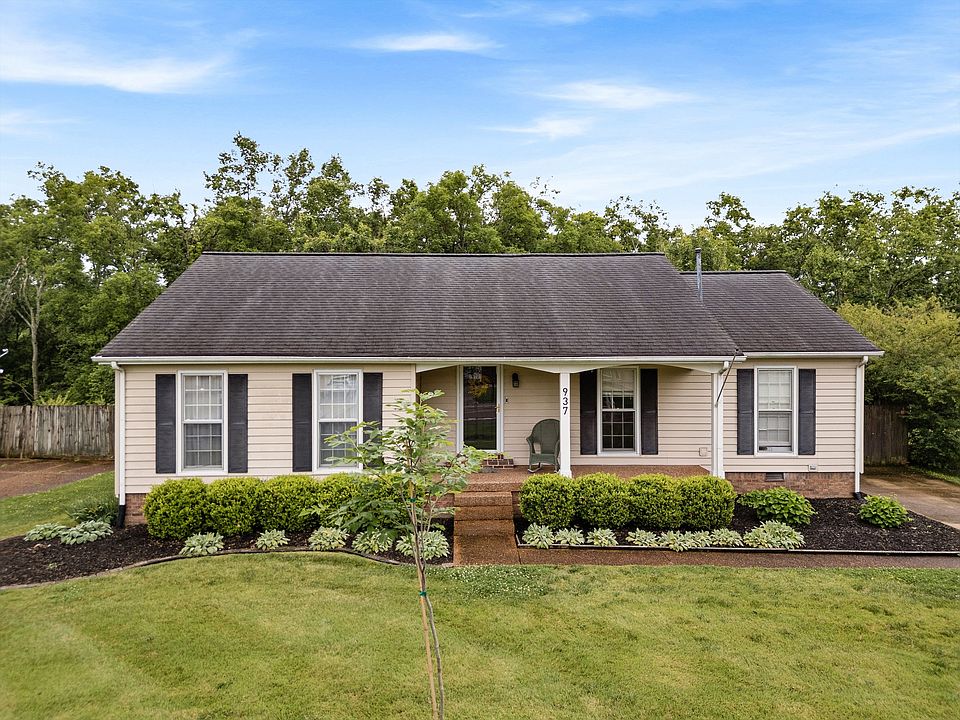 1st image of 937 Harpeth Bend Dr