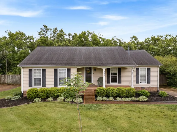 937 Harpeth Bend Dr, Nashville, TN 37221