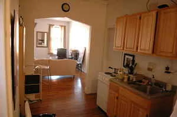 Rented by Chartwell Manhattan Realty | media 13