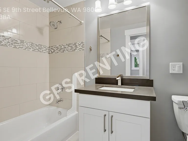 16015 SE 9th St — Photo 9