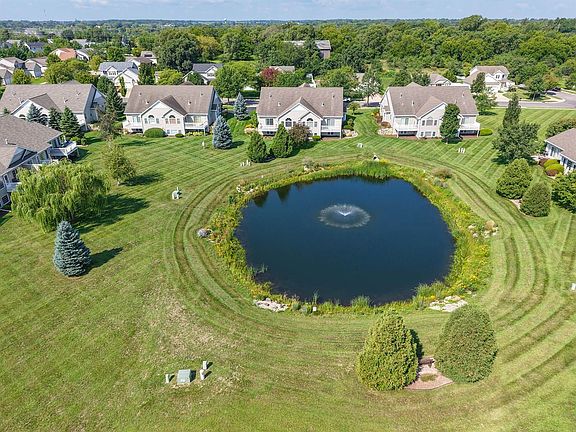 3rd image of 635 Darcy Ln